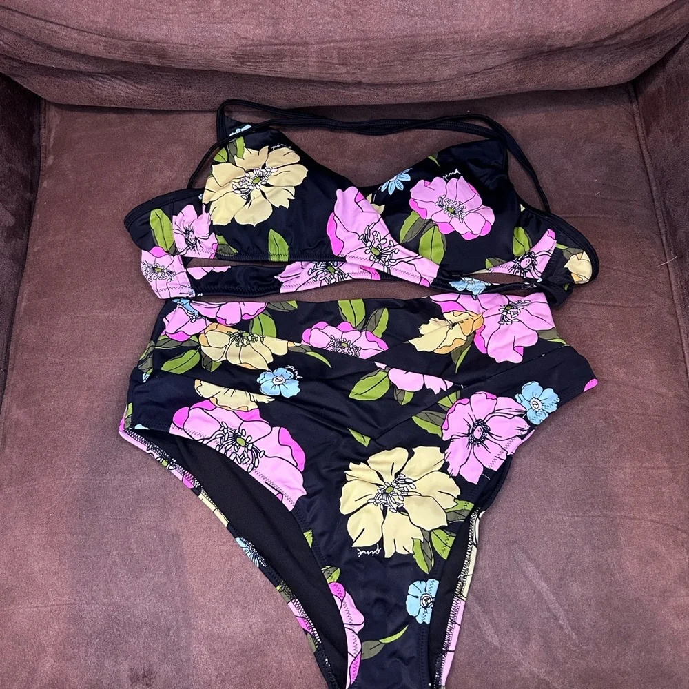 PINK Victoria's Secret Black Floral Bikini